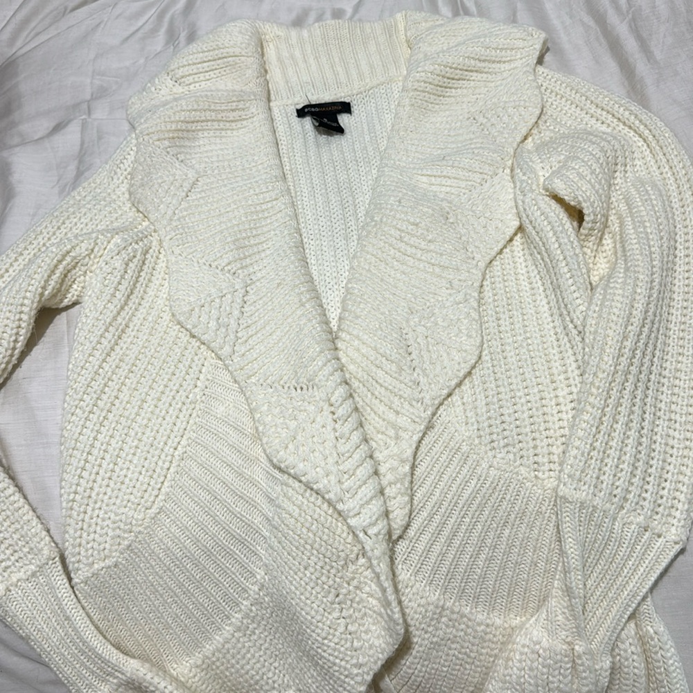BCBG sweater